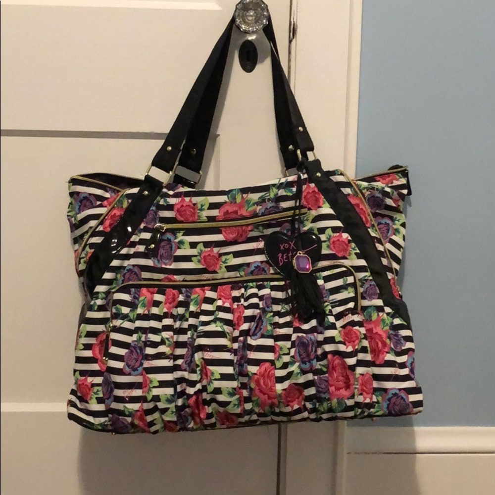 Large Betsey Johnson Weekender Bag